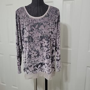 Simply Vera Wang Velveteen and Shear Top Size XL EUC